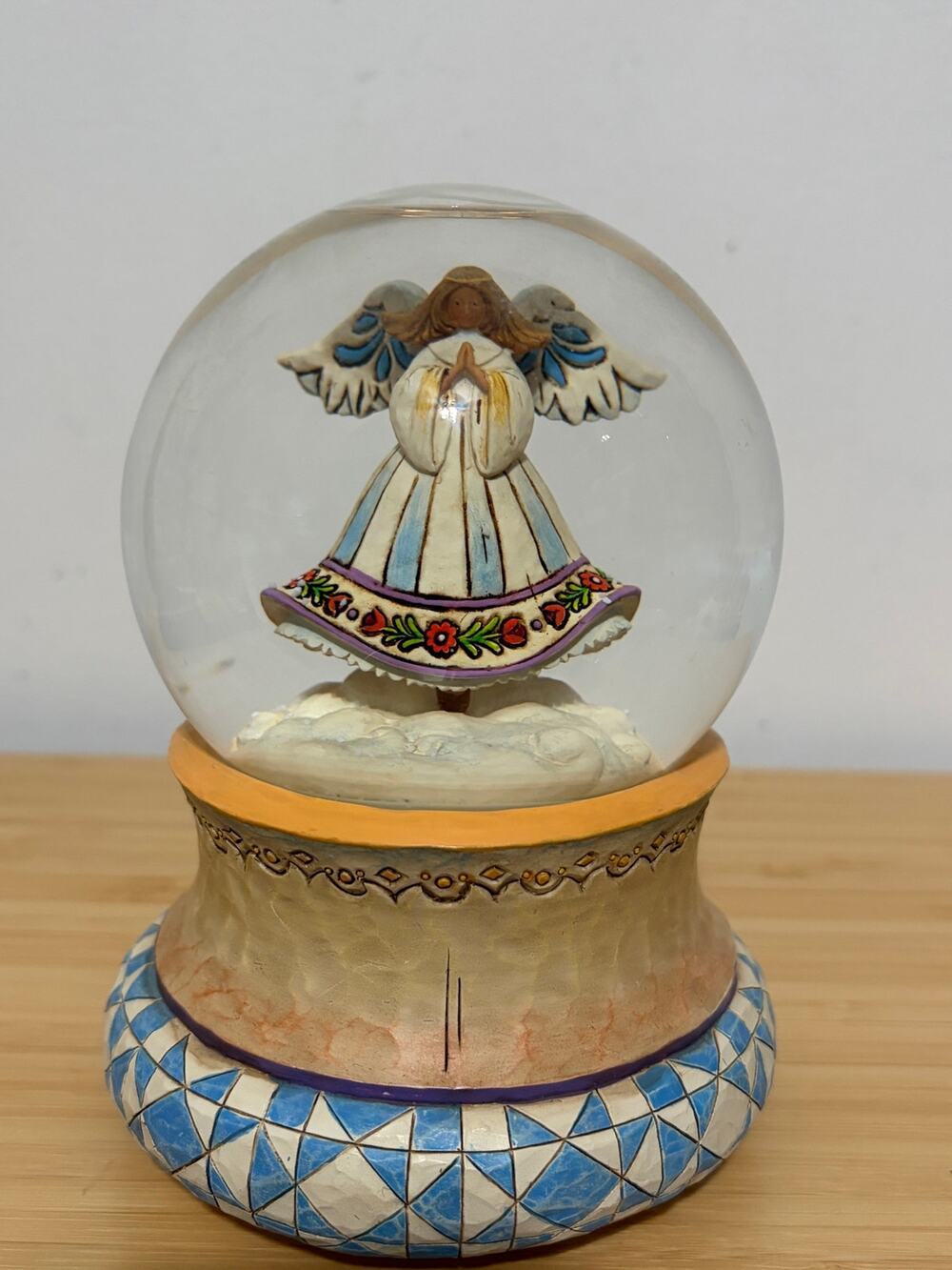 Jim Shore Angel Musical Snow Globe 4008848 Angels We Have Heard On High